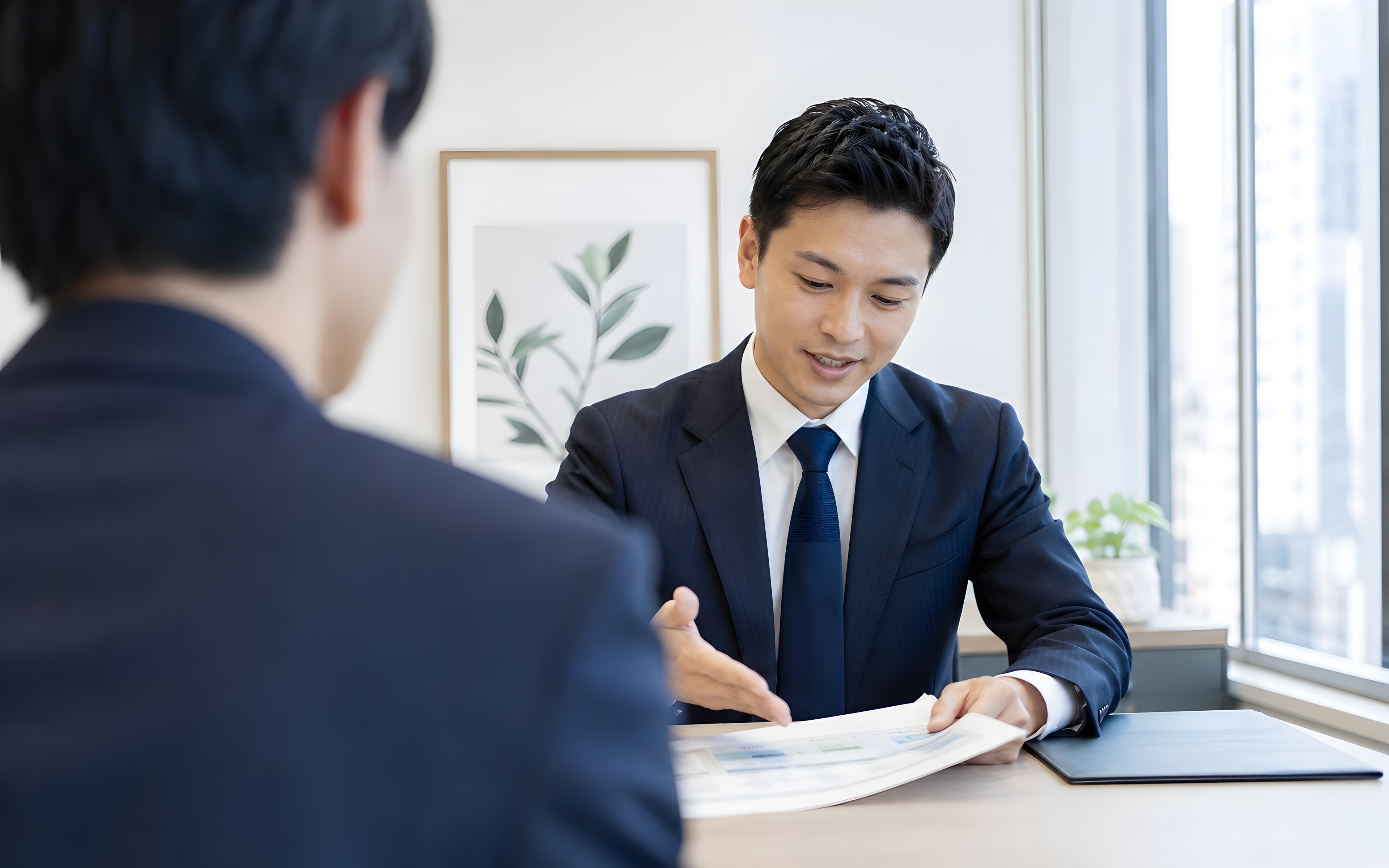 事務所⁠で⁠の相談⁠の様子